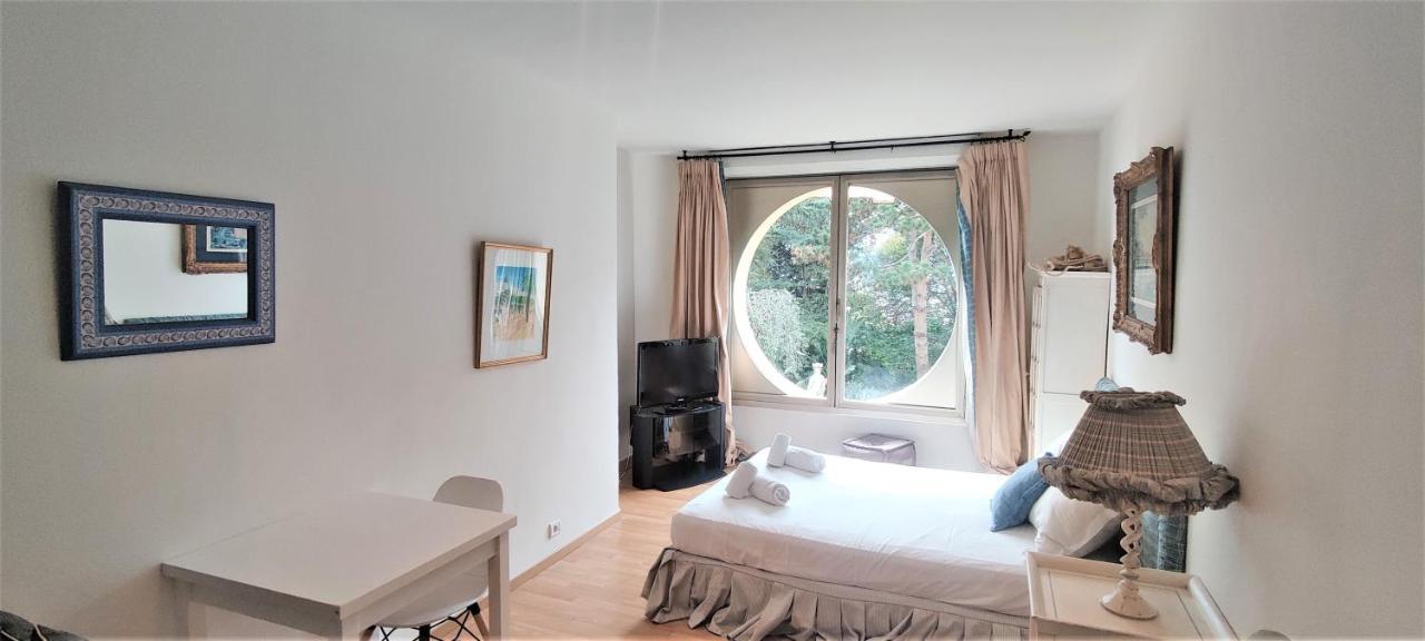 Апартаменты Cozy Studio Equipped With Indoor Heated Pool In Standing Канны